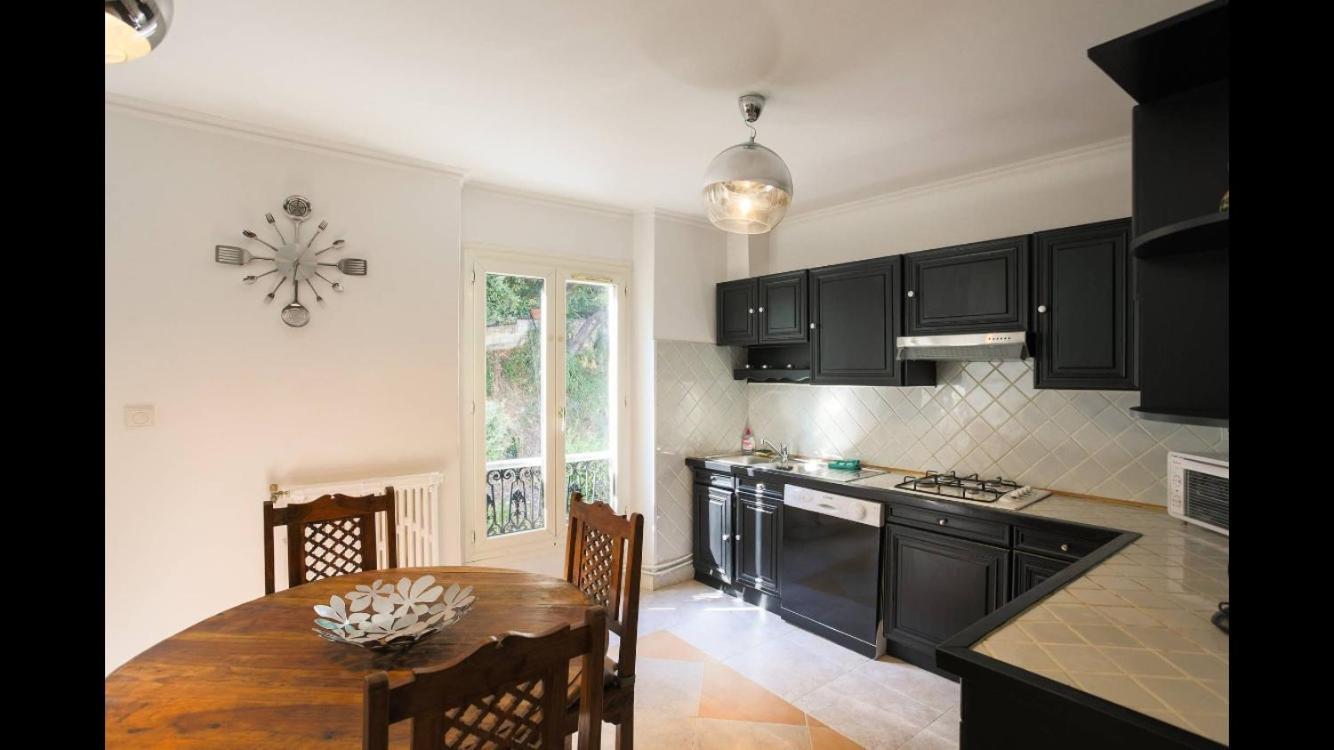 Villa Laetitia - Appt De Charme Avec Parking - Nice Nord מראה חיצוני תמונה